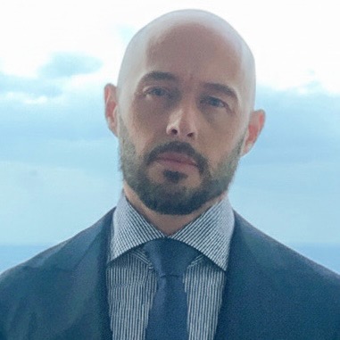 Headshot of Jason Worley, CEO of Worl Capital, leading aerospace, defense, and space precision machining, advanced manufacturing, industrial automation, high-tech engineering, M&A strategy, tech-enabled aerospace and defense.